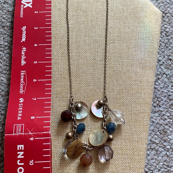 Multi media dangle necklace. Earth tones - Picture 3 of 4